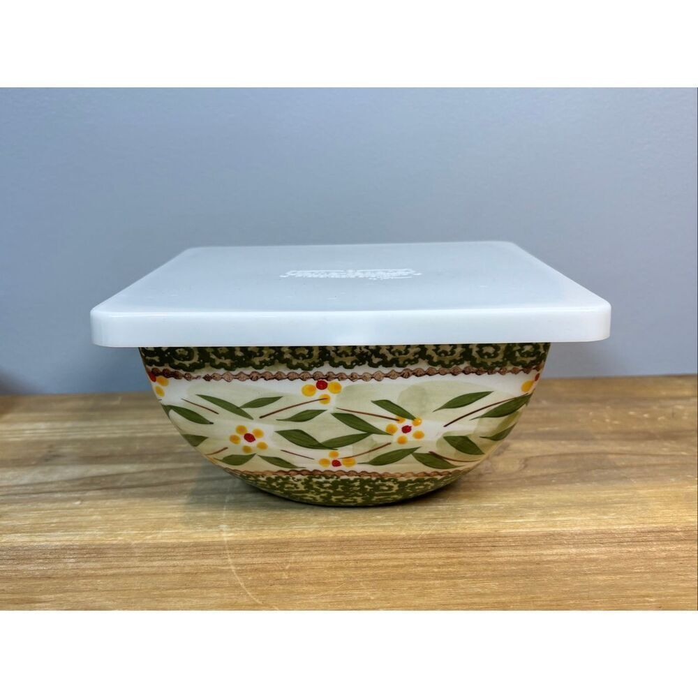 Temp-tations old world 7” green mixing bowl with lid